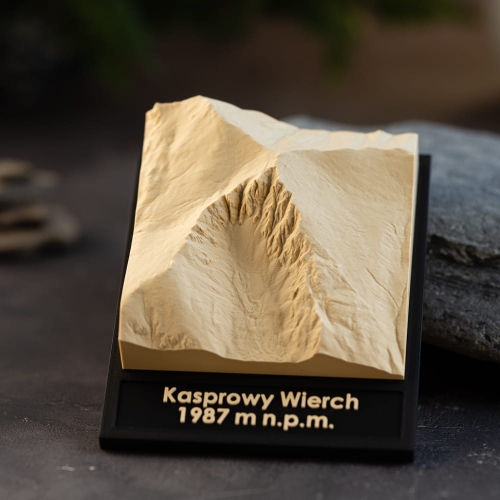 kasprowy-wierch-statuetka-gorska-3d.jpg